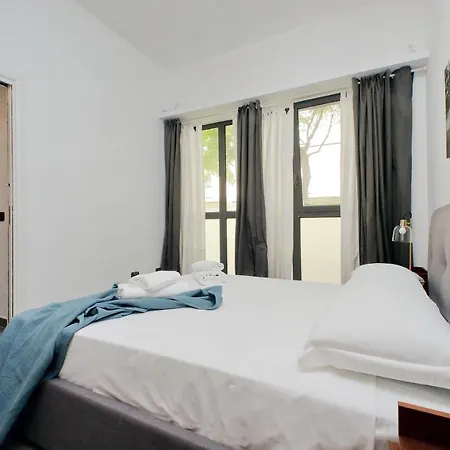 Piramide Charming Appartement *