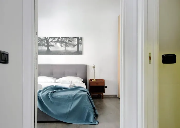 Piramide Charming * Rom