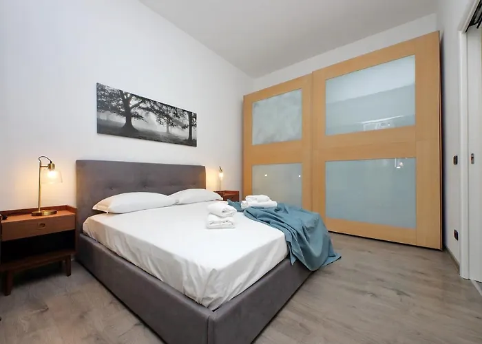 Piramide Charming Lägenhet