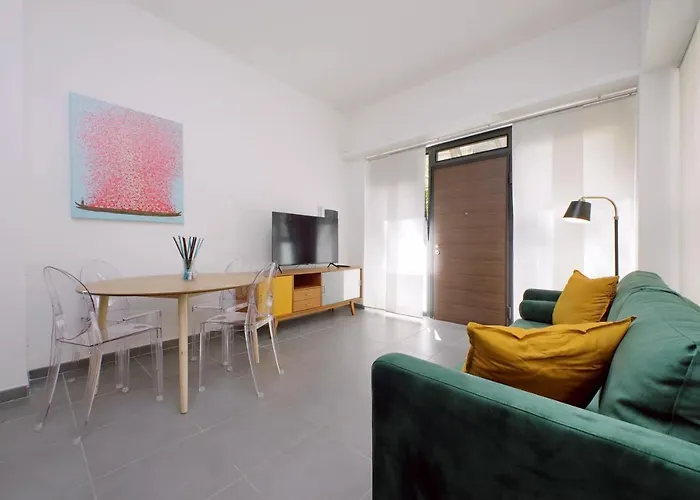 Lägenhet Piramide Charming