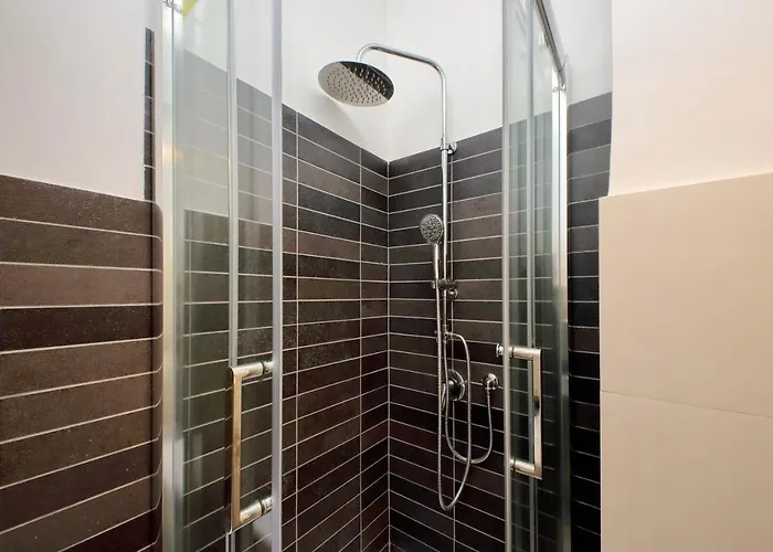 Lägenhet Piramide Charming Rom