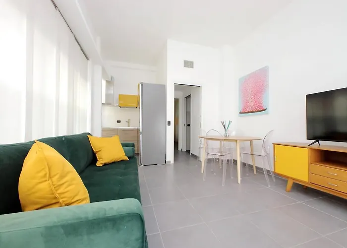 Piramide Charming * Rom